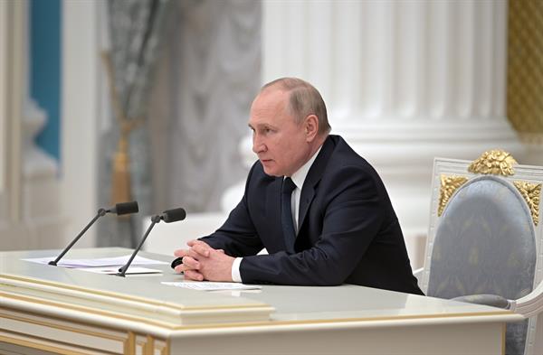 Rusia dice que está dispuesta a enviar una delegación a Minsk para negociar con Ucrania