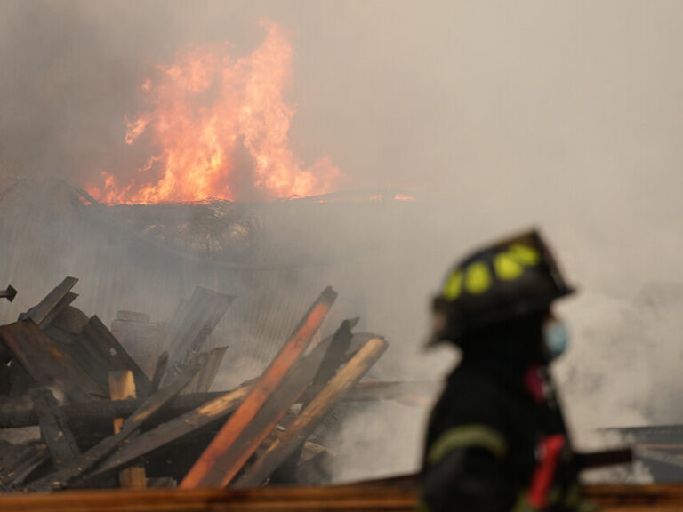 Onemi declara Alerta Temprana Preventiva por amenaza de incendio forestal en la RM