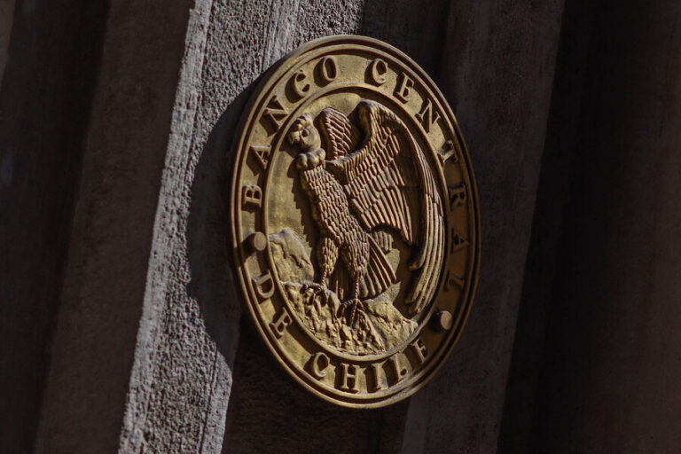 Banco Central estima que la inflación cerrará en 12% este año