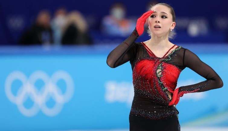 Tras sospecha de dopaje: Kamila Valieva recibe autorización para seguir compitiendo en los JJ.OO. de Beijing
