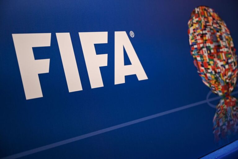 La FIFA y la UEFA deciden suspender a los equipos de Rusia de todas las competiciones 