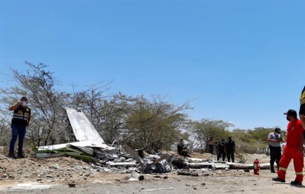 Dos de ellos chilenos: Siete personas murieron en un accidente de avión en Perú