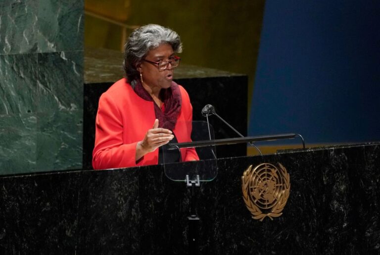 Estados Unidos advierte que acciones de Rusia en Ucrania podrían crear nueva crisis de refugiados