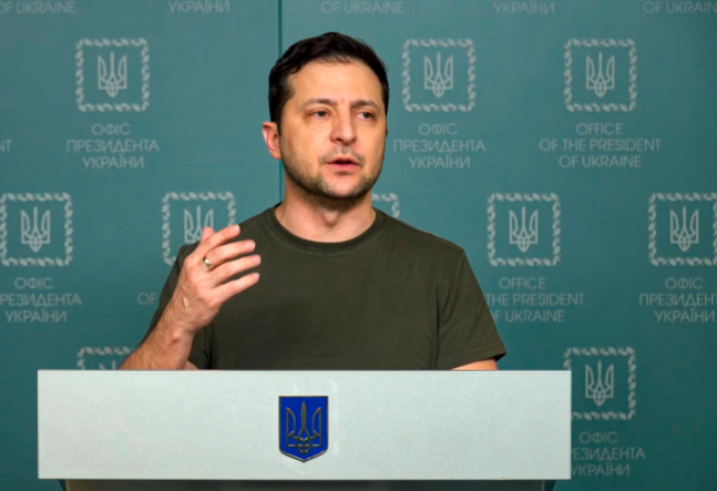 Presidente de Ucrania pide ingresar 