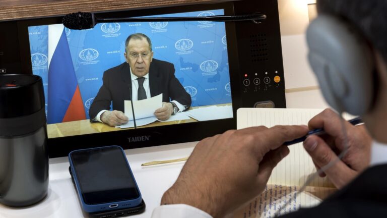 Canciller ruso tras discurso de Biden: 