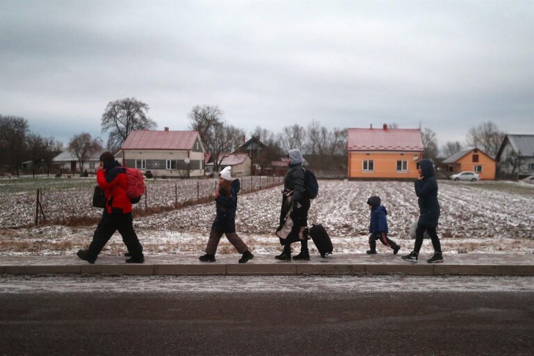 Acnur eleva a más de 600 mil los ucranianos refugiados por ataque e invasión de Rusia