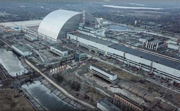 Rusia controla las centrales ucranianas de Chernóbil y Zaporiyia, causando preocupación entre las autoridades