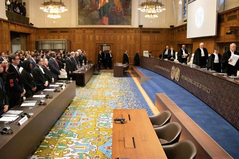 Rusia rechaza medida cautelar de la CIJ y se niega a cesar su operación militar en Ucrania