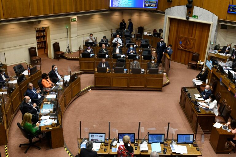 Ingresan nuevo proyecto de retiro de fondos, pero en la Cámara Alta: 