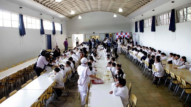Junaeb retoma el servicio de alimentación presencial en los colegios