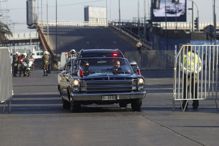 Revisa los desvíos y cortes de tránsito en Valparaíso por el cambio de mando