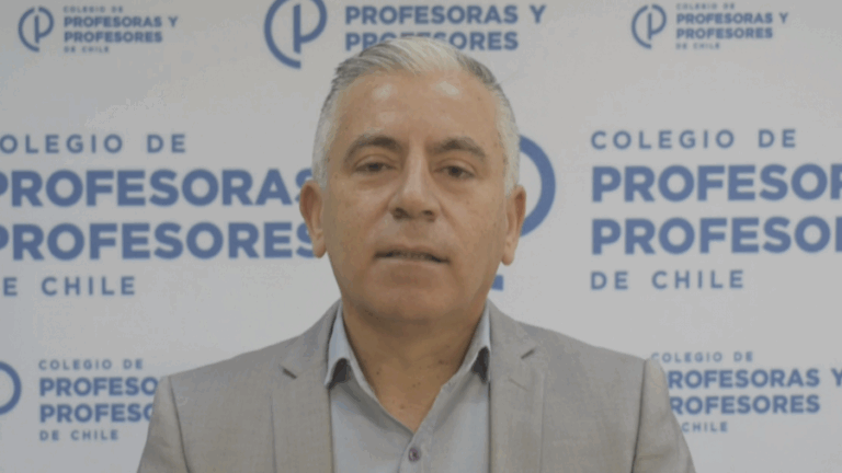 Carlos Díaz y apertura de colegios durante vacaciones de invierno extendidas: 