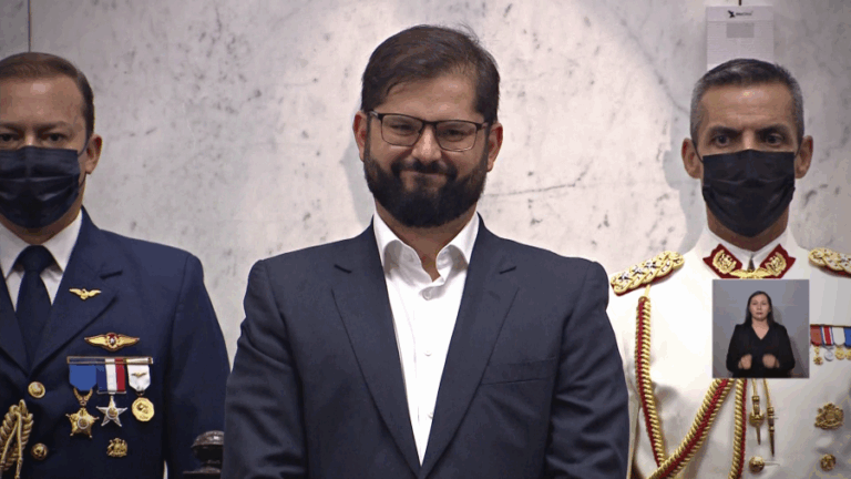Gabriel Boric asume oficialmente como presidente de la República