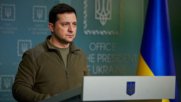 Zelensky advirtió a occidente que la guerra no parará en Ucrania y afirmó que Biden 