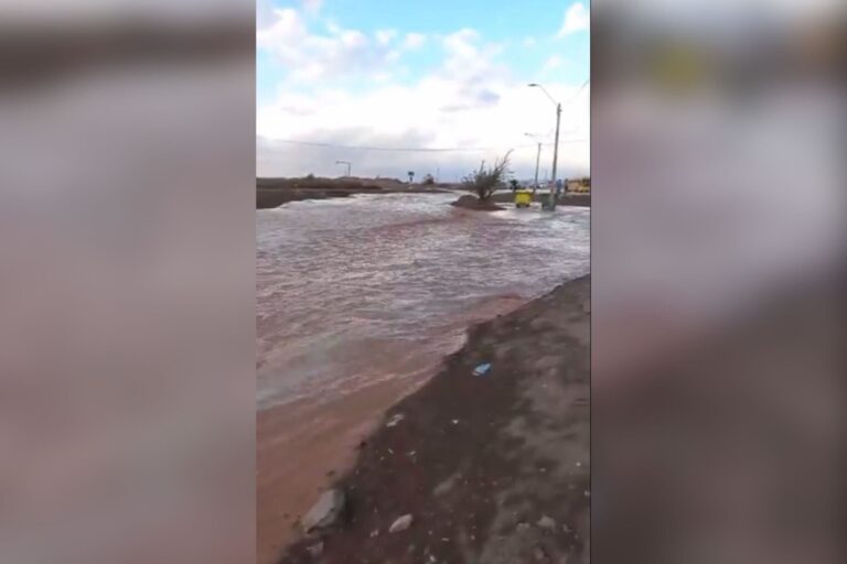 Intensas lluvias provocaron aluvión en Sierra Gorda: Onemi decretó alerta amarilla para Antofagasta