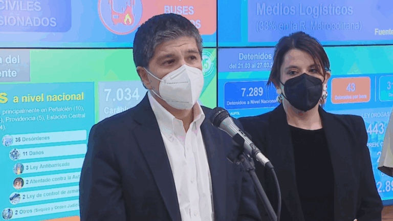 Saqueo en un departamento y daños en San Bernardo: Gobierno se querella por incidentes en el Día del Joven Combatiente