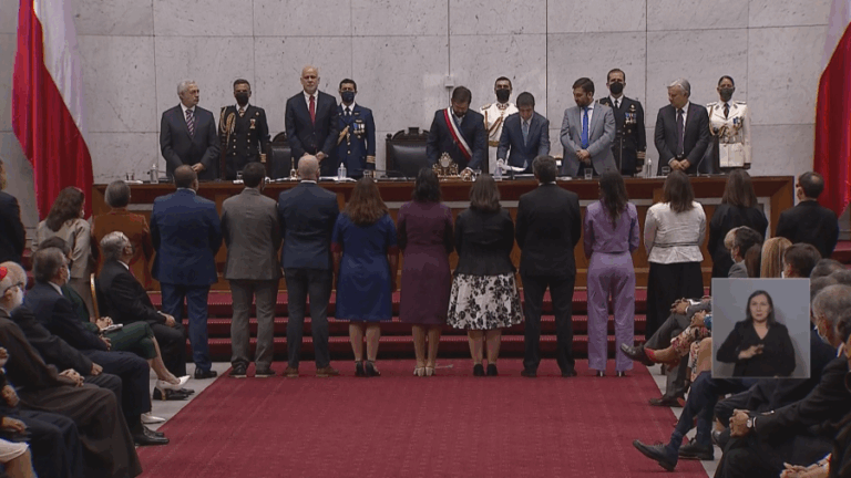 El momento en que asumieron todos los ministros y ministras del gabinete de Gabriel Boric