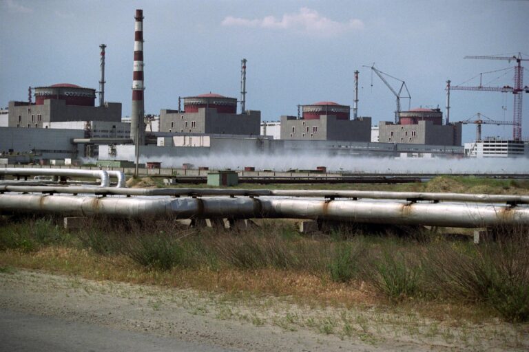 Agencia de la ONU dice que no se liberó material radiactivo tras ataque a planta nuclear de Ucrania