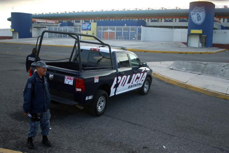 Fiscalía mexicana asegura que no hay decesos tras riña en estadio de fútbol