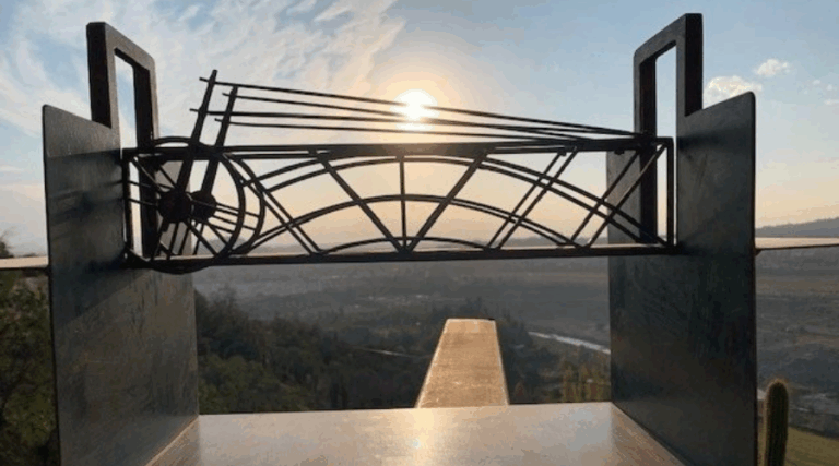 Instalarán puente diseñado por el escultor Francisco Gazitúa en Independencia