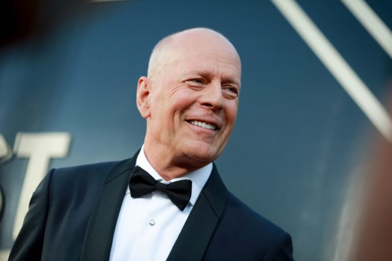 Qué es la afasia, la enfermedad que llevó a Bruce Willis a dejar la actuación