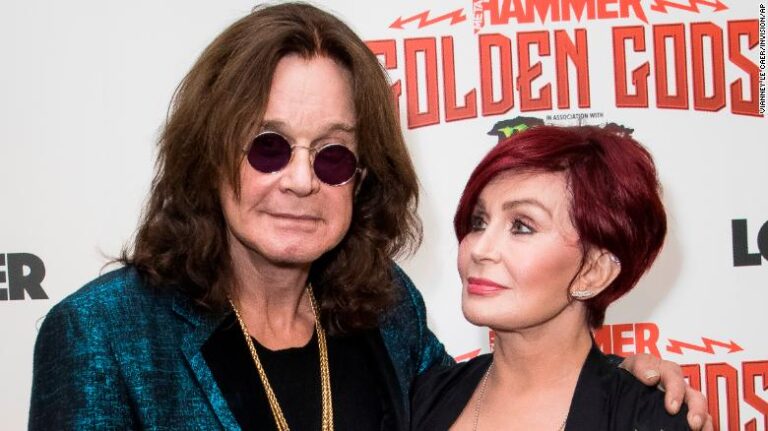 Sharon Osbourne reveló que su esposo Ozzy tiene COVID-19
