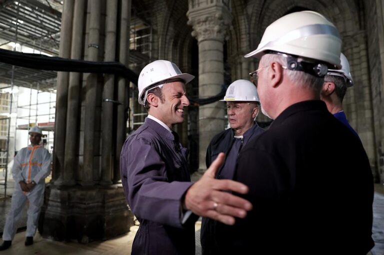 Macron y avances en reconstrucción de la catedral de Notre Dame de París: 