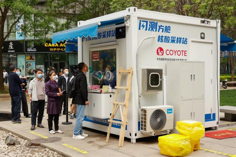 Las acciones mundiales y los precios del petróleo se vieron afectados por los temores de cierre en Beijing