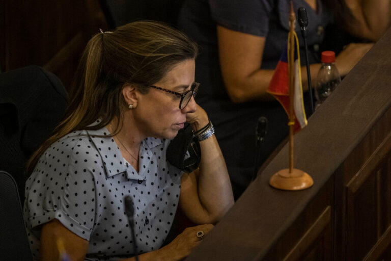 Comité de Ética sancionó a Teresa Marinovic tras lanzar insultos a la Convención y a constituyentes