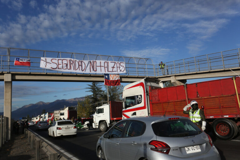 Seremi de Transportes se reunió con camioneros: 