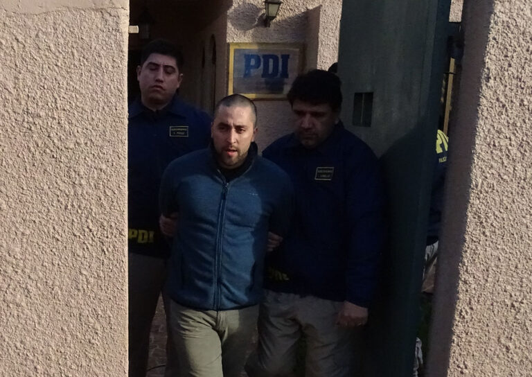 Condenan a 6 años de cárcel a Emilio Berkhoff por ataque incendiario y robo con intimidación en Lumaco