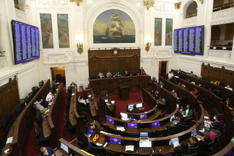 CC: Pleno aprobó artículos que ponen fin al Senado en 2026 y exigen quórum de 4/7 para reformas constitucionales