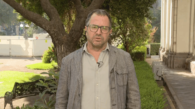Patricio Fernández por encuestas que dan victoria al Rechazo: “Todavía hay tiempo, la Convención no ha terminado su trabajo