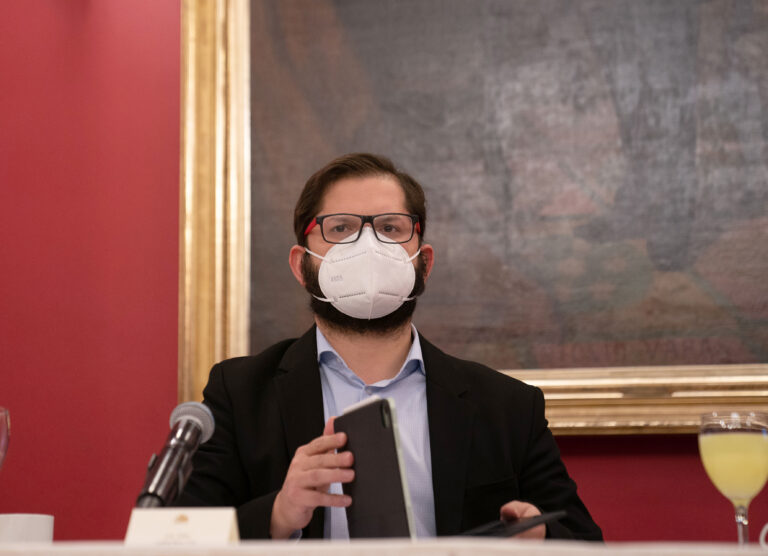 Plebiscito de salida: Gobierno dice que autoridades pueden dar su postura “fuera de la jornada de trabajo”