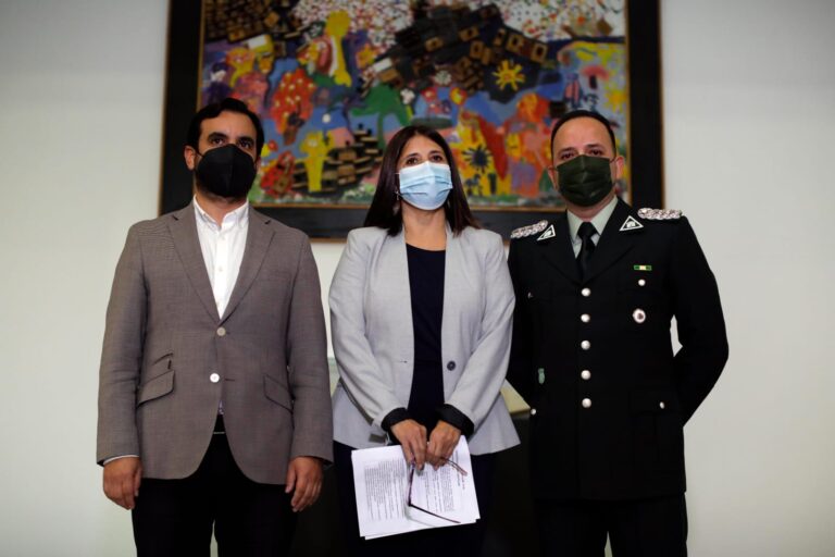 Tras renuncia de Christian Alveal: Gobierno nombró al coronel Sebastián Urra como nuevo director de Gendarmería