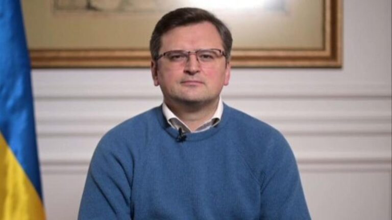 Canciller ucraniano aseguró que Mariúpol “puede ser una línea roja” en las negociaciones con Rusia