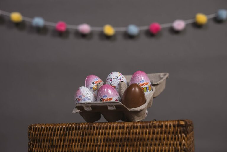 OMS emite alerta mundial por brote de salmonela asociado al consumo de popular chocolate