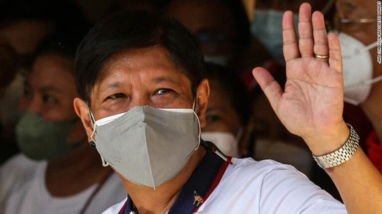 Filipinas: Hijo de ex dictador lidera elecciones presidenciales