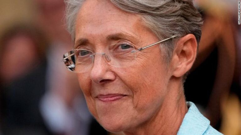 Emmanuel Macron elige a Elisabeth Borne como primera ministra de Francia
