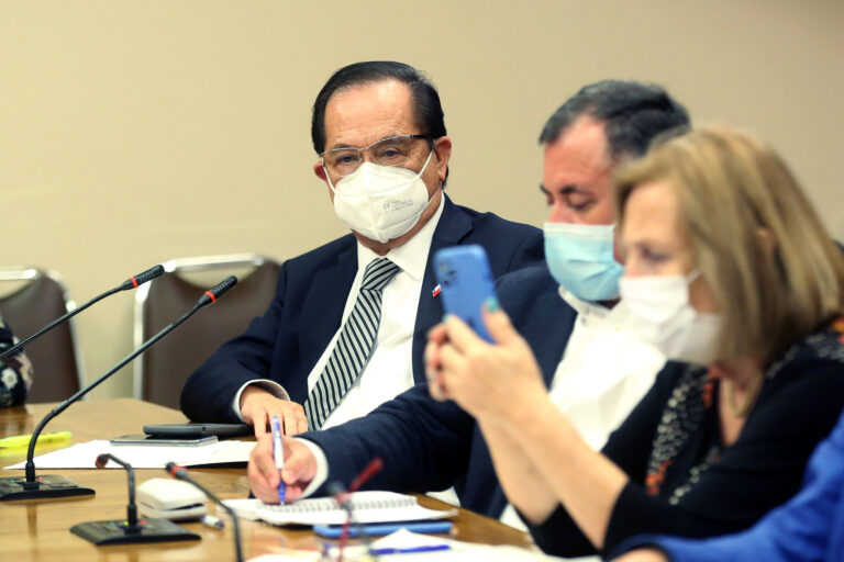 Diputado Lilayu criticó al Gobierno por aumento de contagios por COVID-19: 
