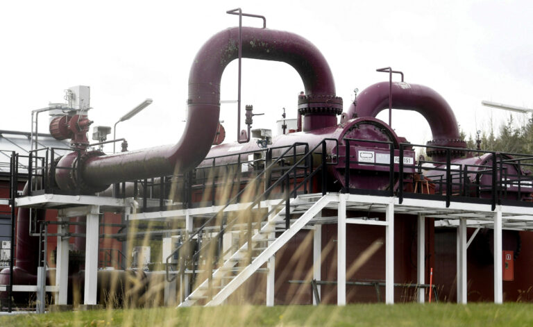 Acusan falta de pago: Rusia detuvo la exportación de gas natural a Finlandia
