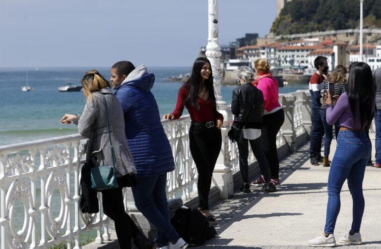 Visa para estudiar en España: ¿Cómo puedes sacarla y conseguir permiso para trabajar?