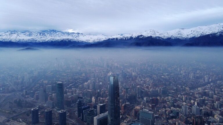 Por mala calidad del aire: Declaran nueva Alerta Ambiental para la RM este jueves