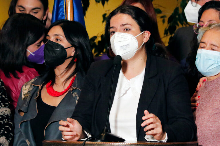 Ministra de la Mujer anunció proyecto para pago efectivo de pensión alimenticia: Ingresará con suma urgencia al Senado