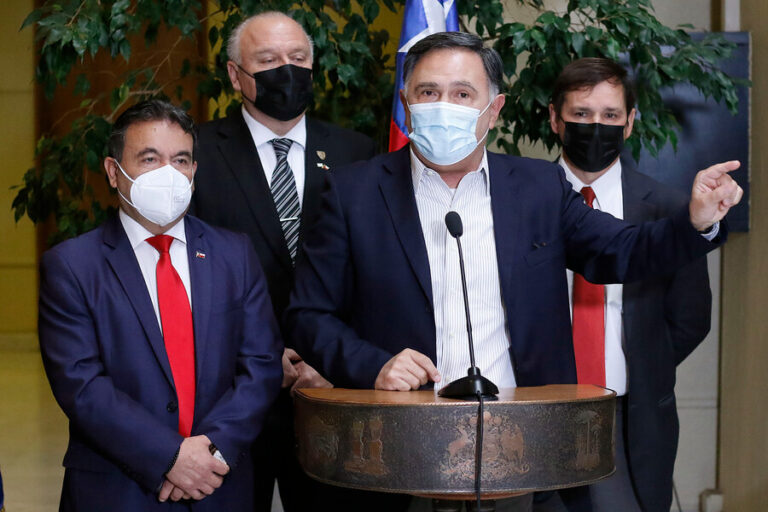 Oposición emplaza al Gobierno a tomar 