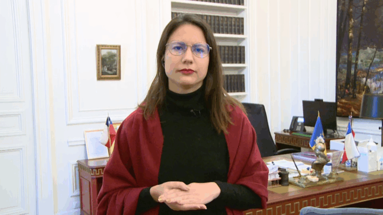 Alcaldesa Hassler: 
