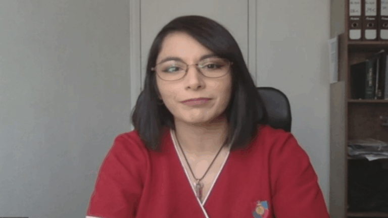 Javiera Cortés advierte que el embarazo después de los 45 años 