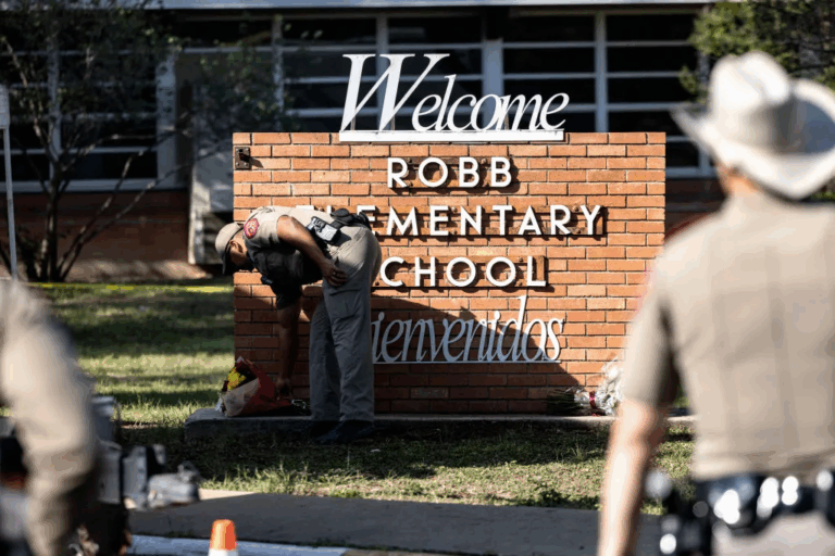 Autor del tiroteo en escuela de Texas alertó que se disponía a disparar minutos antes por Facebook