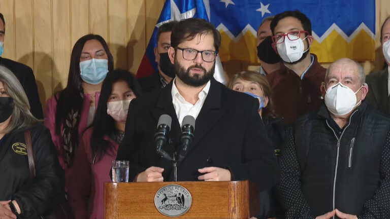 Pdte. Boric conversó con Macaya sobre un 