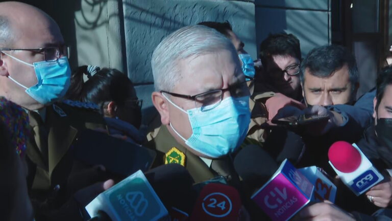 “El presidente comparte el dolor de los carabineros”: Yáñez viaja a Chillán para visitar a familia de funcionario asesinado